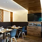 Apart-pension Bergland Ladis
