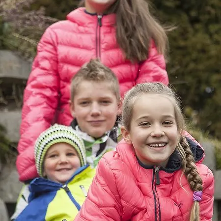 Apart-pension Bergland 3* ラディス