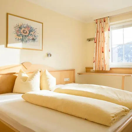 Guest house Apart-pension Bergland Ladis