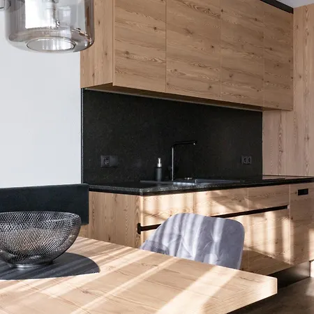 ゲストハウス Apart-pension Bergland 3*