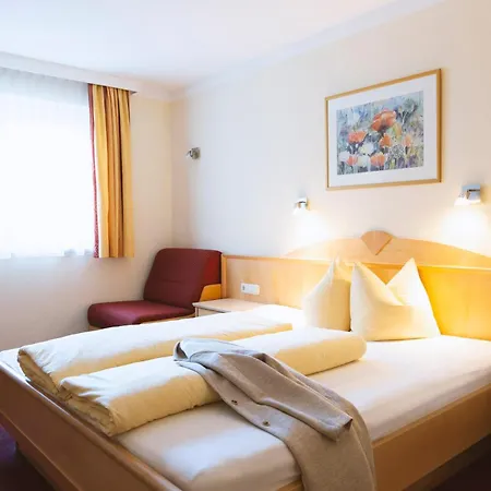 ゲストハウス Apart-pension Bergland ラディス