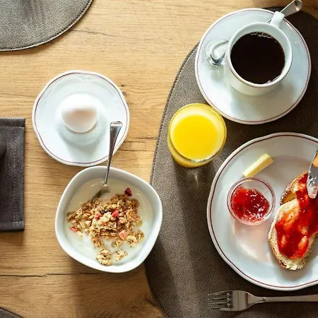 Apart-pension Bergland 3*