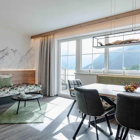 Guest house Apart-pension Bergland Ladis