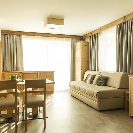Guest house Apart-pension Bergland Ladis